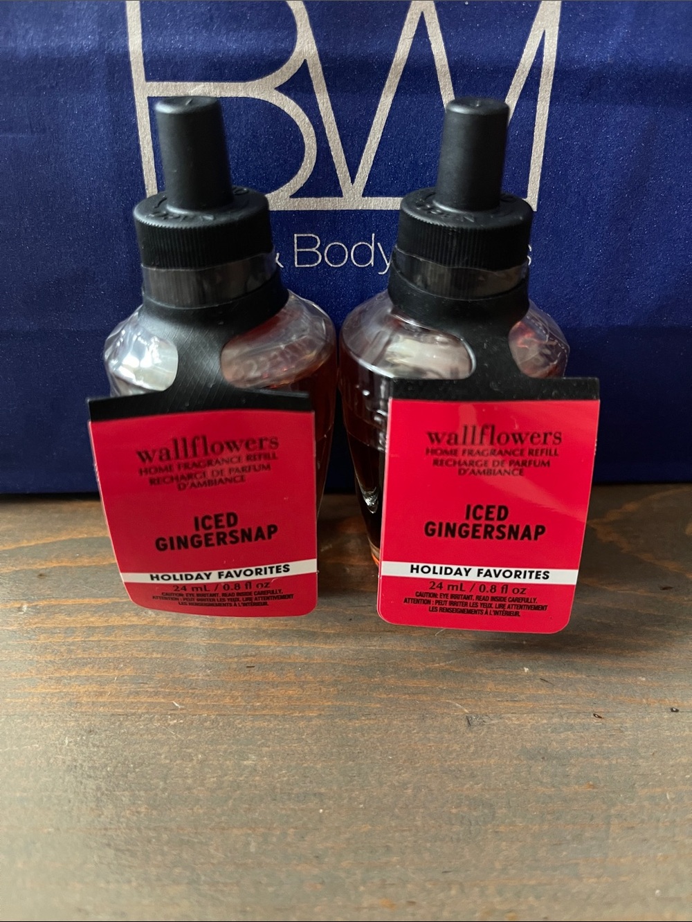 Two NWT Bath & Body Works Iced Gingersnap Wallflowers Refills